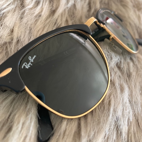 Ray-Bans - Picture 2 of 4